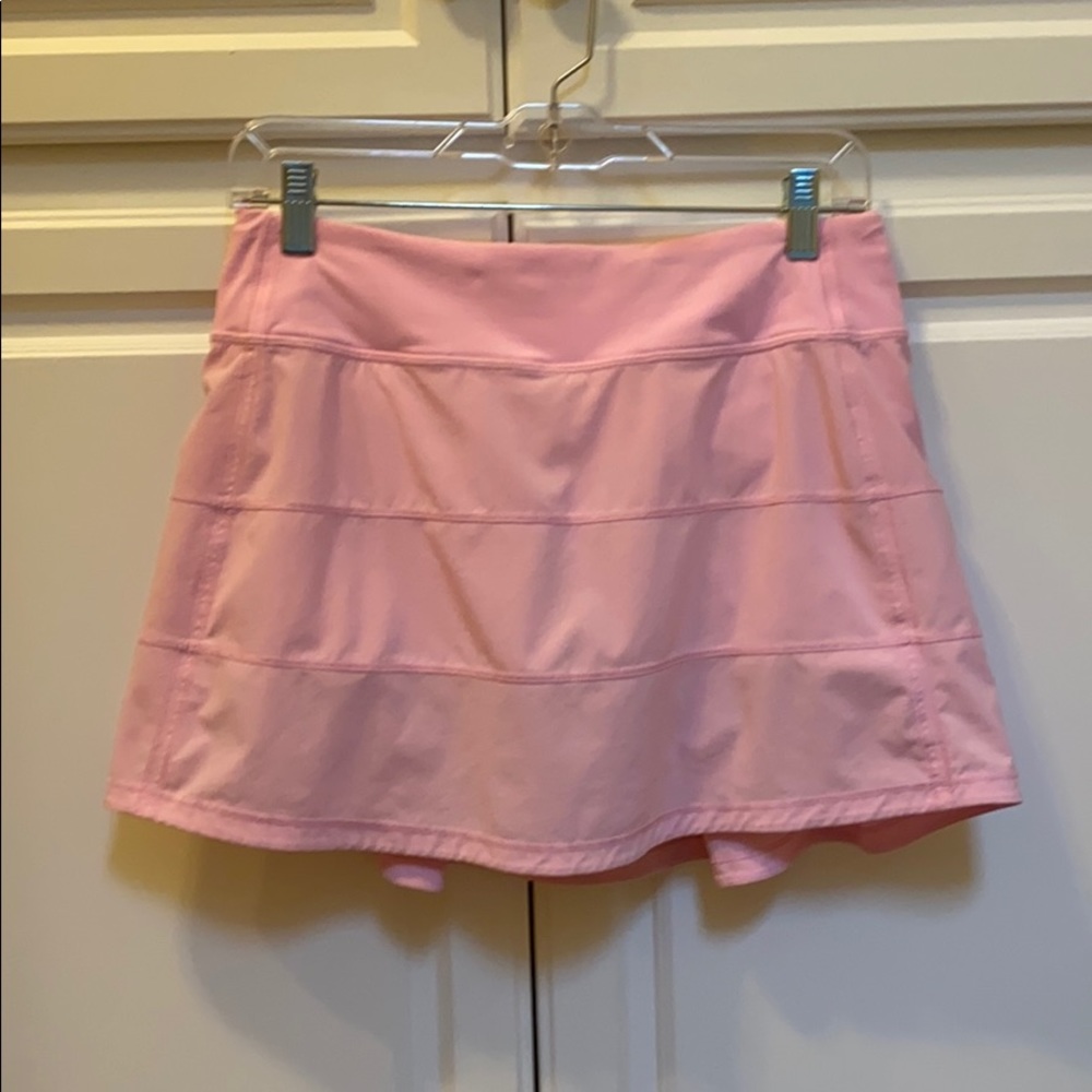 Pink Lululemon skirt size 6 tall